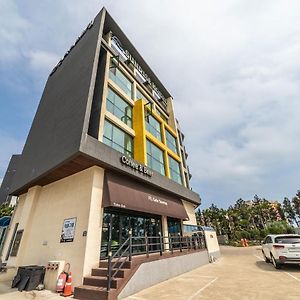 Sunrise Hotel Jungmun Branch